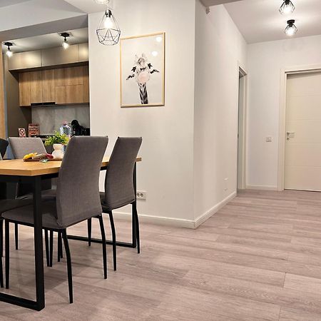 Industrial Style Apartment Bucharest Luaran gambar